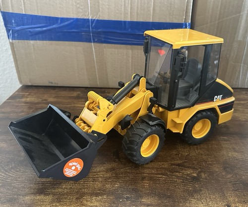 Bruder 02441 cat - bruder,