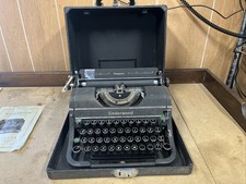 Macchina da scrivere portatile