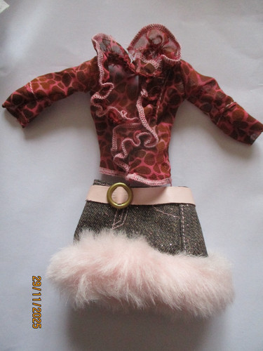 Tenue pour poupée barbie - poupée,
