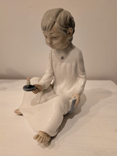 Statuina porcellana nao - statuina,