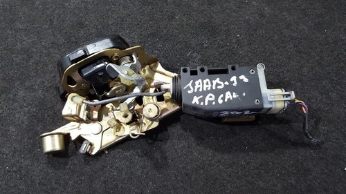 Saab 2000 door - door, lock