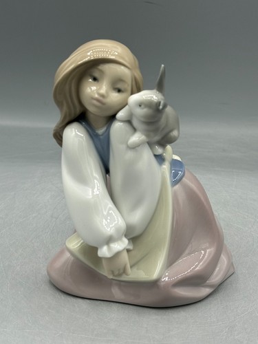 Lladro nao ragazza con - nao,