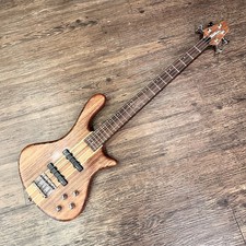 Washburn Taurus T24 basso elettrico