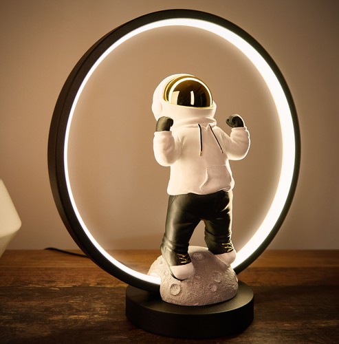 Spaceman astronauta anime usb - anime,