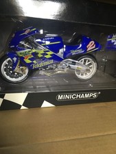 MINICHAMPS Suzuki RGV 500 1/12