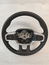 Volante Volvo XC40 2023