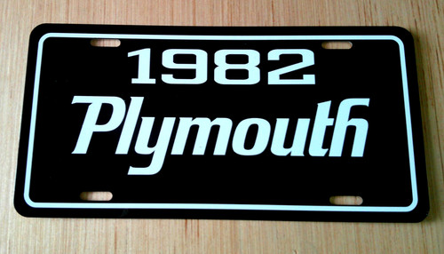 Targa plymouth 1982 etichetta - targa,