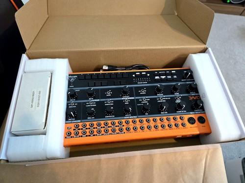 Behringer crave sintetizzatore - crave,