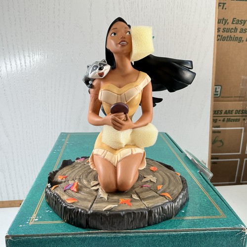 Disney wdcc pocahontas - disney,