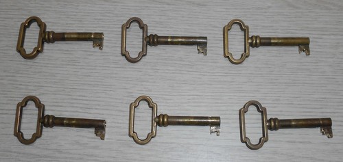 Lotto chiavi ottone - 6,