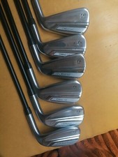 Ferri golf P 790 taylormade, semi nuovi, graphite kbs regular, grip Iomic nuovi.