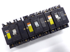 Merlin Gerin Compact C100E triplo polo MCCB 380-415V AC 2x40A e 1x20A