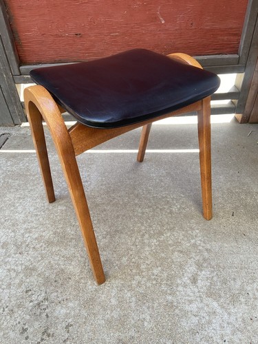 Sgabello vintage impilabile - , in