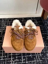 Sneakers Miu Miu in pelliccia