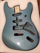 Corpo Fender Stratocaster Made