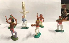 Lotto Soldatini Indiani e Cowboy Swoppet Cloni Timpo con Totem Scala 1:32 