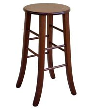 Sgabello di legno con seduta