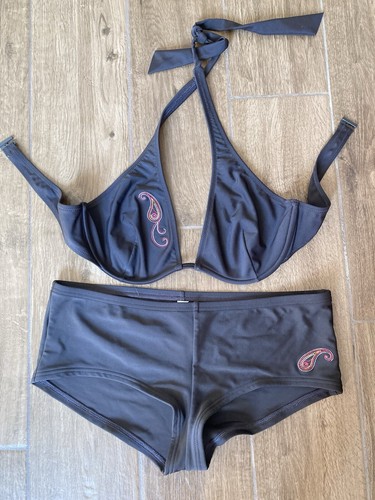 Costume due pezzi marrone