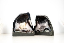 Pair agate geodes with rare - of,