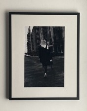 Foto certificata e numerata. Venduto con telaio