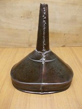 ANTICO IMBUTO OVALE  IN FERRO 