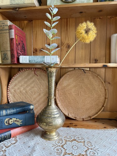 Vintage brass vase - tall, bud