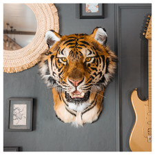 Finta tassidermia tigre