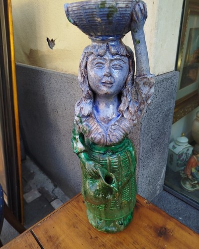 Grande babaluto donna con - babaluto",