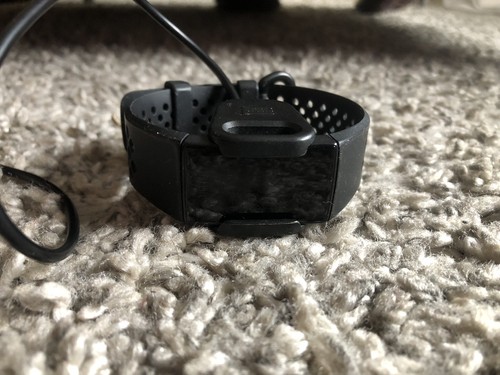 Fitbit charge fitness - fitbit,