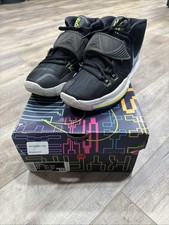 NIKE KYRIE 6 DYNAMIC YELLOW