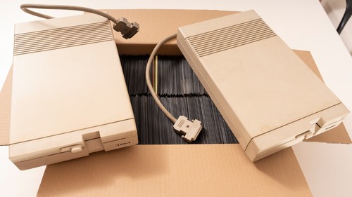Amiga 1020 floppy disk - amiga, con