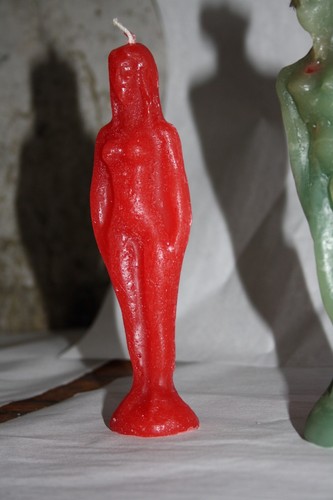 Candela cera rossa donna 