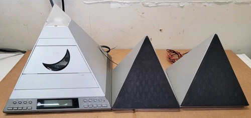 Radioshack nova pyramid - nova,