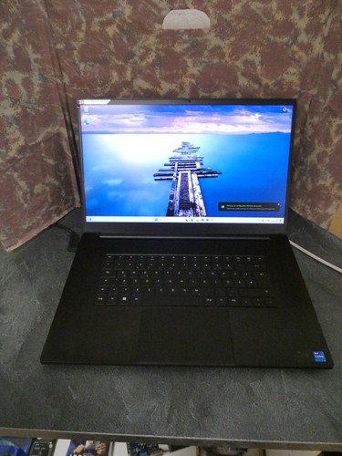 Portable razer blade - blade, 17