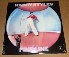 O5-32 HARRY STYLES Fine Line-