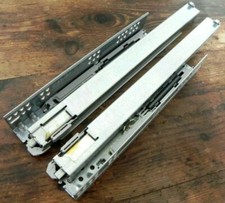 Coppia GUIDE PER CASSETTI scorrevole staffa 40 cm kg estraibile softclose GRASS