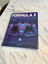 Libro FORMULA E Racing For The