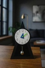 Orologio Vintage Moderno in Metallo – Stile Memphis Anni ’80/'90