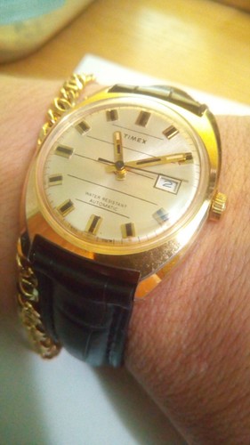 Timex day automatico gold - timex,