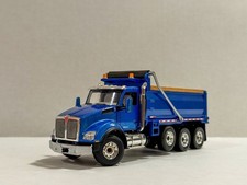 Dumper Kenworth T880 blu prima marcia 1:50 personalizzato tri assi