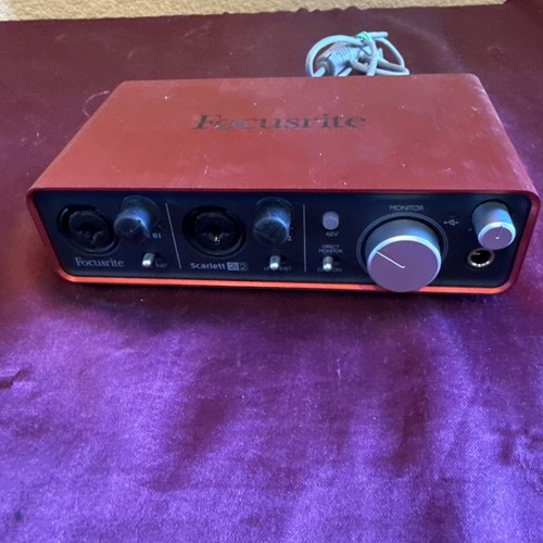 Focusrite scarlett 2i2 - focusrite,