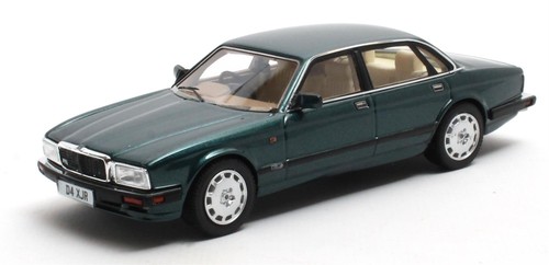 Jaguar xjr blu - (xj40),