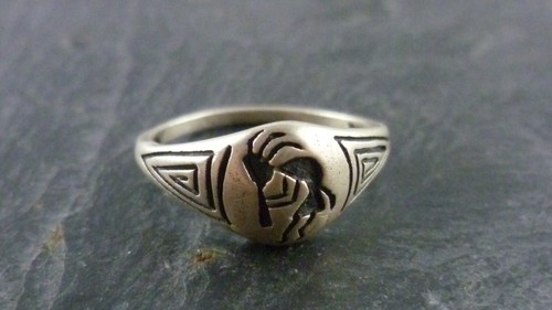 Anello etnico azteco