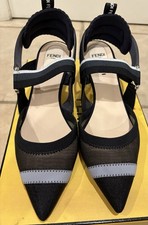 Nuova con etichette 673279