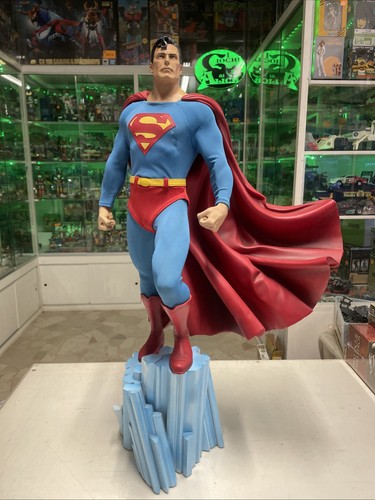 Sideshow collectibles - collectibles,