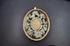 antico lavoro monastico ovale