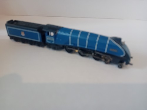 Scale model trains - n,