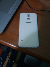 Samsung Galaxy S5 con schermo