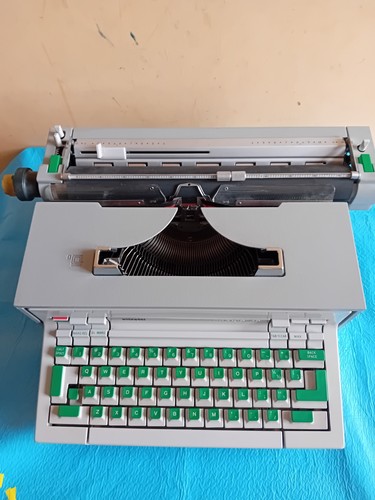Olivetti praxis macchina - olivetti, 48,