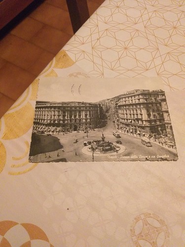 Napoli piazza della borsa - napoli,